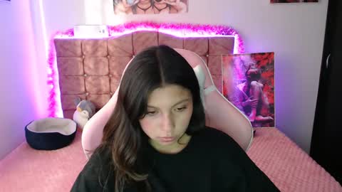 jennal_010 online show from December 2024 09:38:02 PM