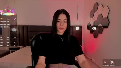 Jenna Olson  online show from December 2025 06:34:02 PM