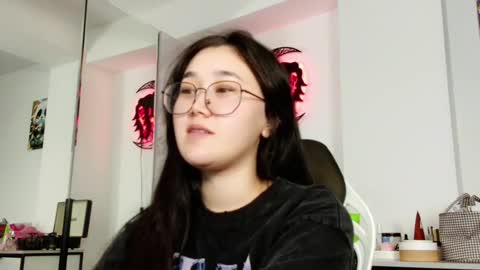 Snapshot of jennatyan chatting on December 2024 04:31:01 PM JENNA online show from December 2024 04:31:01 PM