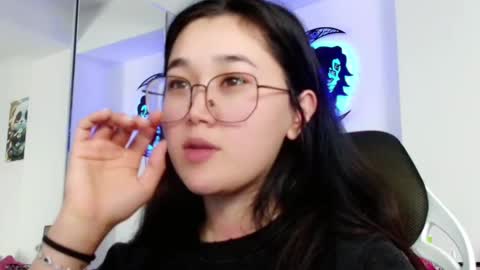 Snapshot of jennatyan chatting on December 2024 04:15:02 PM JENNA online show from December 2024 04:15:02 PM