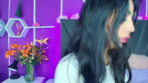 Jenner online show from December 2024 10:02:01 AM