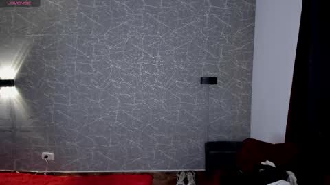 Jenner online show from October 2025 07:43:01 PM