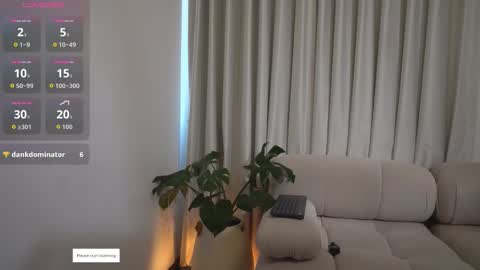 Snapshot of jennhudson chatting on October 2025 12:27:01 PM jenn online show from October 2025 12:27:01 PM