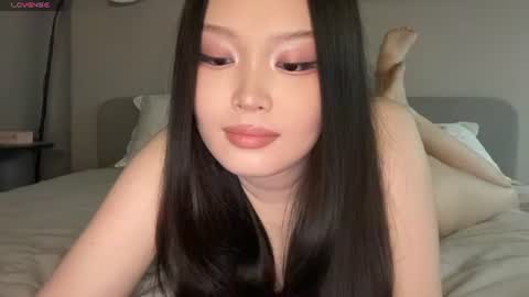 jennie_yung online show from July 2026 11:33:01 PM