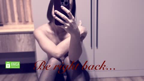 Jennie online show from February 2025 12:38:02 PM