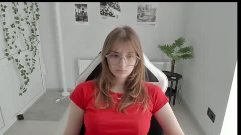 Karla online show from May 2026 12:00:02 PM