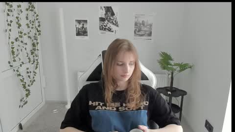 Karla online show from May 2026 12:24:02 PM