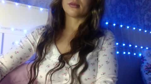 Jennifer online show from March 2025 01:58:02 AM