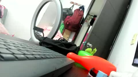 jennifer_bodyy0404 online show from June 2026 02:05:02 AM