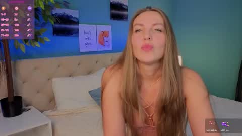 Jennifer hayess online show from March 2026 08:26:33 AM