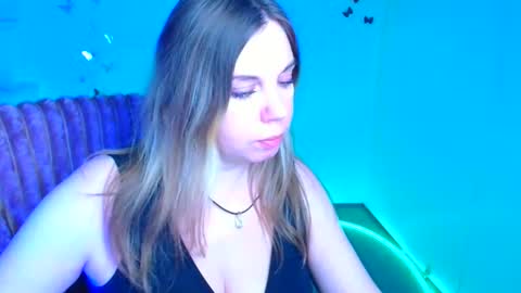 Jennifer online show from February 2026 08:21:01 AM