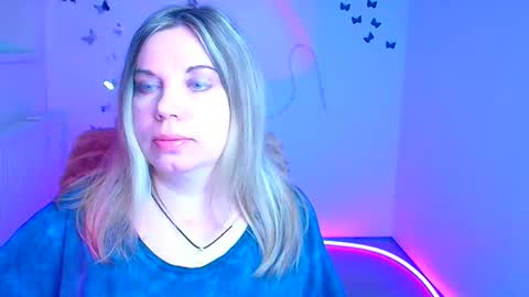 Snapshot of jennifer_moree chatting on April 2026 05:52:01 AM Jennifer online show from April 2026 05:52:01 AM