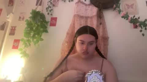 jennifer_robbie online show from June 2026 03:00:02 AM