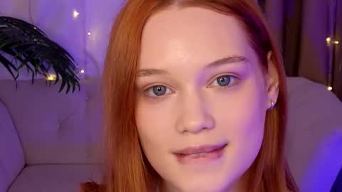 Jennifer online show from December 2025 12:03:02 PM