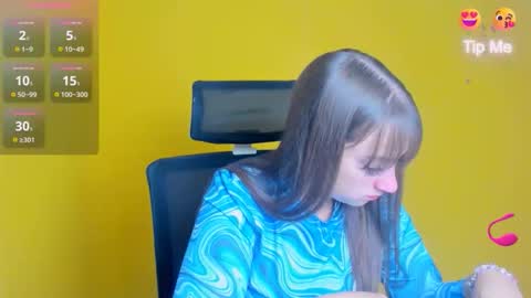 Jennifer online show from September 2025 05:29:01 AM