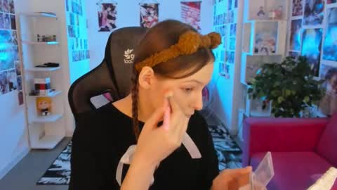 Snapshot of jenniferkiim chatting on February 2026 08:59:02 AM jenniferkiim online show from February 2026 08:59:02 AM