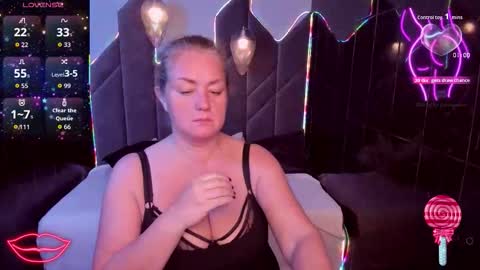 Jennifer online show from November 2025 02:54:01 AM