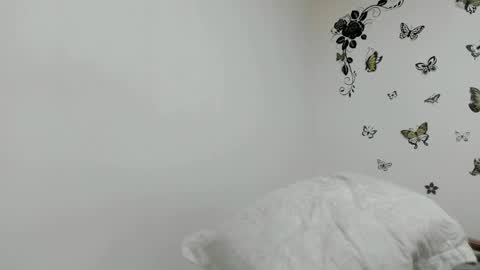 jenniferloveyou online show from May 2026 10:04:02 PM