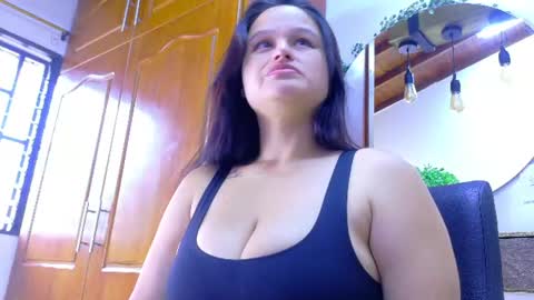 Jennifer vega  online show from June 2026 09:41:02 PM