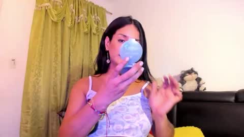 jenniifer_t online show from May 2026 03:57:01 AM