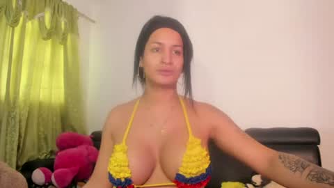 Snapshot of jenniifer_t chatting on July 2026 03:49:01 PM jenniifer_t online show from July 2026 03:49:01 PM
