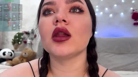 Snapshot of jennisxcharming chatting on December 2024 10:16:01 PM Mila online show from December 2024 10:16:01 PM