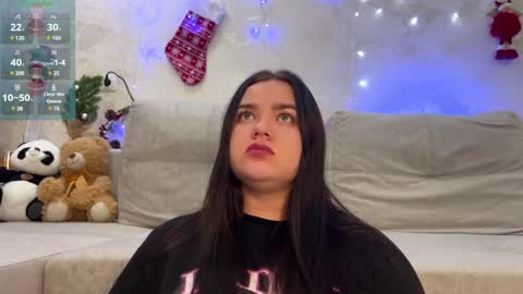 Snapshot of jennisxcharming chatting on January 2025 09:20:01 PM Mila online show from January 2025 09:20:01 PM