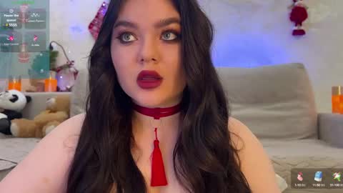 Snapshot of jennisxcharming chatting on January 2025 06:49:01 PM Mila online show from January 2025 06:49:01 PM