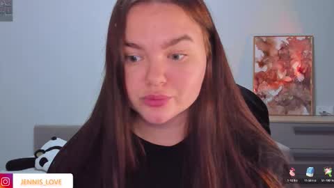 Snapshot of jennisxcharming chatting on October 2025 06:53:01 PM Mila online show from October 2025 06:53:01 PM