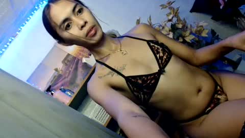 PRETTY JENNY online show from July 2026 10:05:02 PM