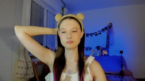 Jennifer Jenny Darling   online show from December 2024 07:11:01 PM