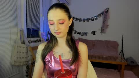 Jennifer Jenny Darling   online show from January 2025 07:11:01 PM