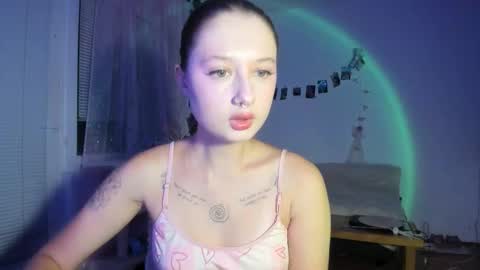 Jennifer Jenny Darling   online show from November 2025 07:45:02 PM