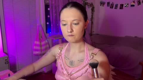 Jennifer Jenny Darling   online show from June 2026 08:23:01 PM