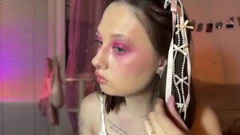 Jennifer Jenny Darling   online show from July 2026 07:17:01 PM