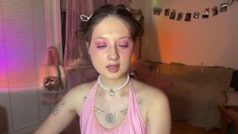 Jennifer Jenny Darling   online show from July 2026 07:06:02 PM