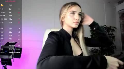 jenny_harringtons online show from July 2026 07:00:01 AM