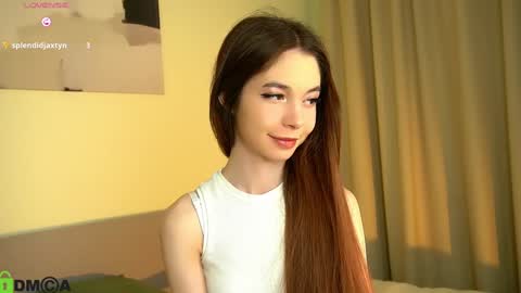 Snapshot of jenny_lylu chatting on January 2025 08:19:02 PM Ori online show from January 2025 08:19:02 PM
