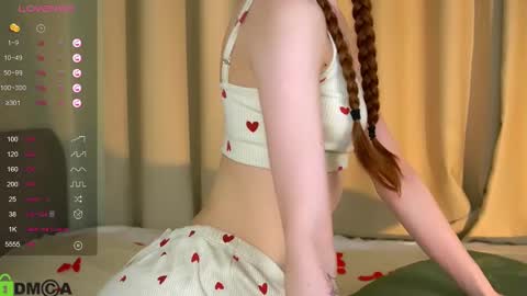 Snapshot of jenny_lylu chatting on February 2025 01:03:01 AM Ori online show from February 2025 01:03:01 AM