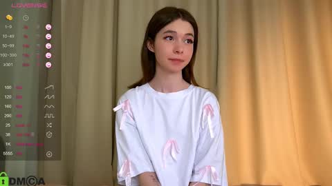 Snapshot of jenny_lylu chatting on February 2025 04:09:02 AM Ori online show from February 2025 04:09:02 AM