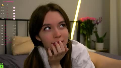 Snapshot of jenny_lylu chatting on September 2025 01:06:01 AM Ori online show from September 2025 01:06:01 AM