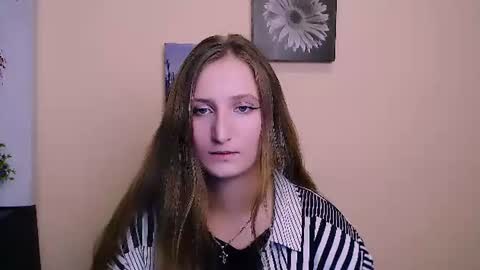 jenny_smille_ online show from July 2026 08:32:01 AM