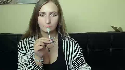 jenny_smille_ online show from August 2026 08:24:02 AM