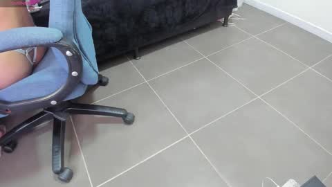 jenny_stark online show from October 2025 11:22:01 AM