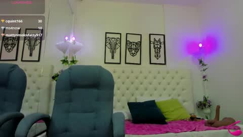 Snapshot of jenny_stark chatting on April 2026 05:30:01 PM jenny_stark online show from April 2026 05:30:01 PM