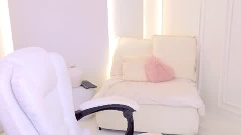 JENNY online show from July 2026 05:32:01 AM