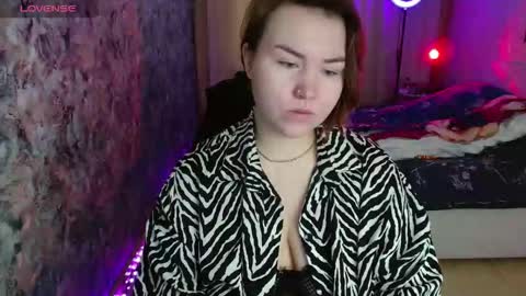 Jenny online show from March 2026 04:07:02 AM