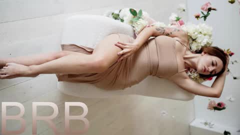 Jenny NO Nude online show from October 2025 05:36:02 PM