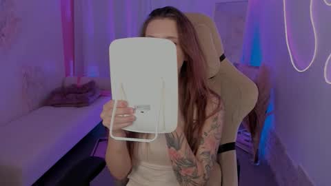 Jenny NO Nude online show from November 2025 05:45:02 PM