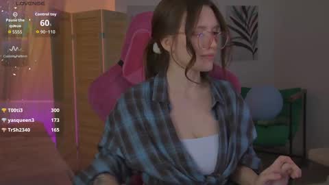 Snapshot of jennydens chatting on April 2026 07:58:01 PM Jenny NO Nude online show from April 2026 07:58:01 PM